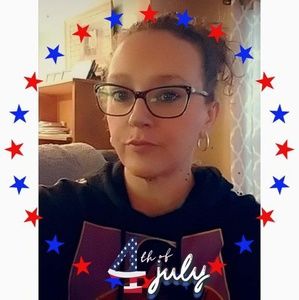 Meet your Posher, Jillian